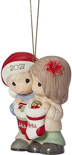 Скапоцени моменти 211004 Нашиот прв Божиќ заедно 2021 година датира двојка бисквиран порцелански украс, бело