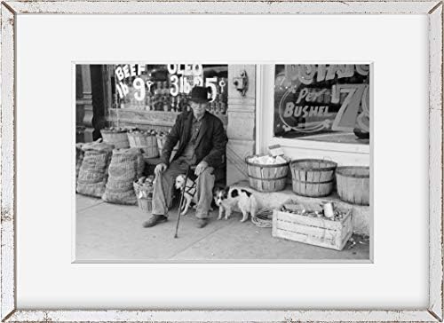 Бесконечни фотографии Фото: Човек, кучиња пред самопослуга, Робинсон, Илиноис, мај 1940 година, ИЛ, Johnон Вакон, 1