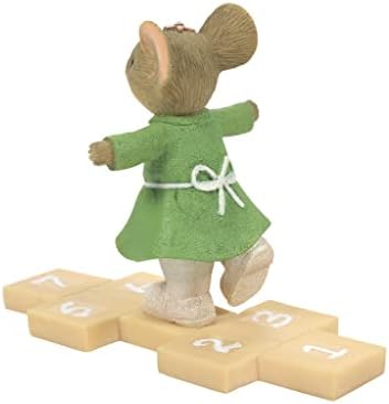 Enesco опашки со срцево игралиште Забава Хопскот, додека не испуштите фигура на глувчето, 2,6 инчи, повеќебојни