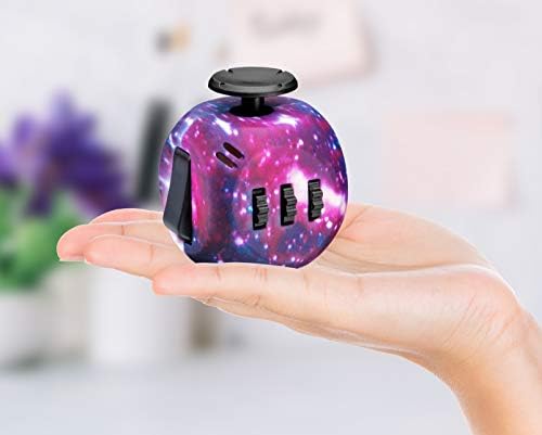 Купувачи Премиум Квалитет Виолетова Galaxy Fidget Cube со ексклузивен случај за подароци за појавување, играчка за олеснување на стресот
