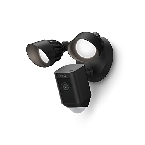 Ring Floodlight Cam Wired Plus со видео активирано со движење 1080p HD видео, црно