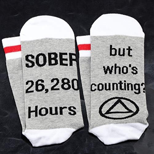 Jxgzso 2 пара 1/2/3 години трезвеност за трезвеност чорапи аа на подарок трезен 8.766/17,520/26,280 часа, но кој брои чорапи