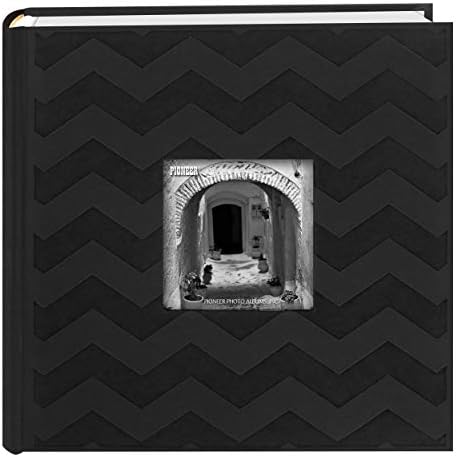 Пионерски фото албуми DA-200CVR 200-џеб Шеврон врежана рамка со фото албум, 4 од 6-инчи, црно