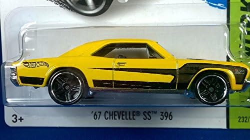 Hotешки тркала '67 Chevelle SS 396 Yellow Die-Cast 1:64 Scale 2014 HW Работилница Ретка.
