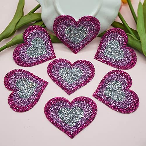 Ironелезни закрпи во форма на срце, 1 десетина/12 парчиња розово loveубов срцев ринестон топла фиксна лепенка за поправка на облека, декорација,