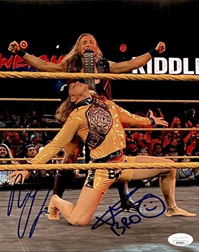 Broserweights Мет Ридл Пит Дан потпиша WWE NXT Tag Champs 8x10 Photo 5 JSA - Автограмирани UFC фотографии