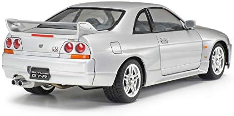 Tamiya Nissan Skyline GT-R R33 V-Spec- 1/24 Комплет за модели на скала 24145