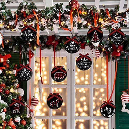 30 Божиќни дрвени висечки украси поставени 10 стилови црни биволи карирани приврзоци со bellвонче и лак кружно дрво знак шарен венец класични