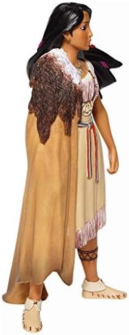 ЕНЕСКО Дизни витрина Couture de Force Pocahontas Figurine, 8,27 инчи, повеќебојни