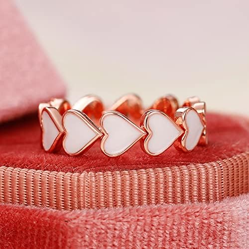 Моден дизајн на срцева накит, венчавки, жени одбележуваат дарки за дарки на ангажмани прстени со палецот