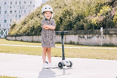 Scoot and Ride | Мат финиш Бебе шлем со прилагодливи ленти | Големини xxs-мали | Вклучува LED безбедносно светло и меко руно подлога за дополнителна
