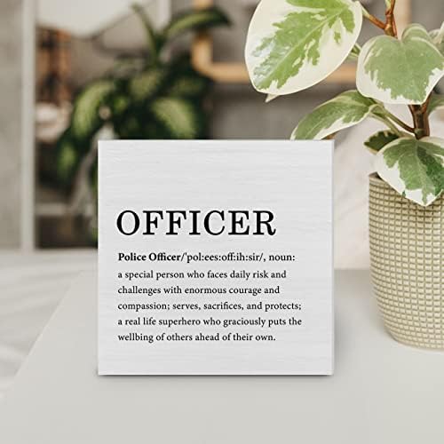 Дефиниција на полицискиот службеник Дрво кутија знак за декорирање на бирото Полициски службеник дрвен кутија блок знак рустикален дом декорација
