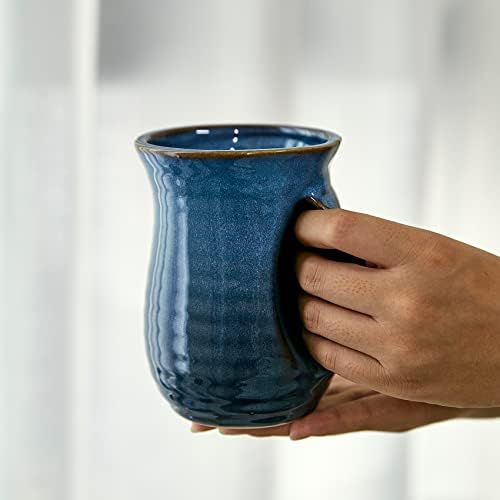 Потопла кригла со рака, керамика и рачно насликана - контурираниот џеб ќе држи топлина од топлината на пијалокот за да ги задржи прстите топли, удобно раце