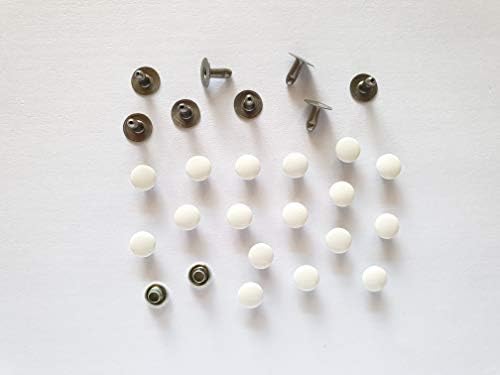 100 поставени мали кружни обетки за забивање со големина од 6 мм бела боја
