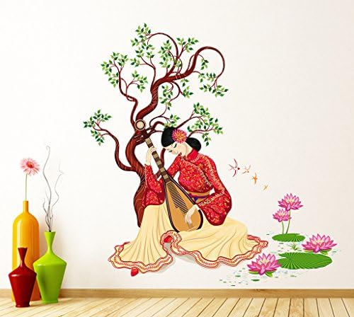 Дизајн на решенија „Кинеска девојка игра лајт под theидот на дрвото“, повеќебојно