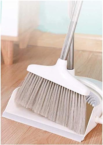 Слатка за домаќинства со слама комбинација за чистење на домаќинствата за чистење на домаќинства што се занимава со коса што стои исправена