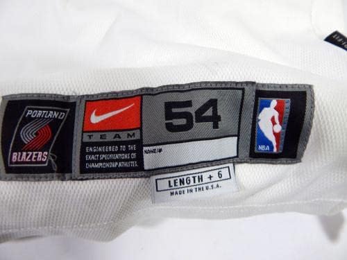 2003-04 Портланд Траил Блејзерс Тео Ратлиф 42 Игра Користена бела маичка 54 48 - НБА игра користена